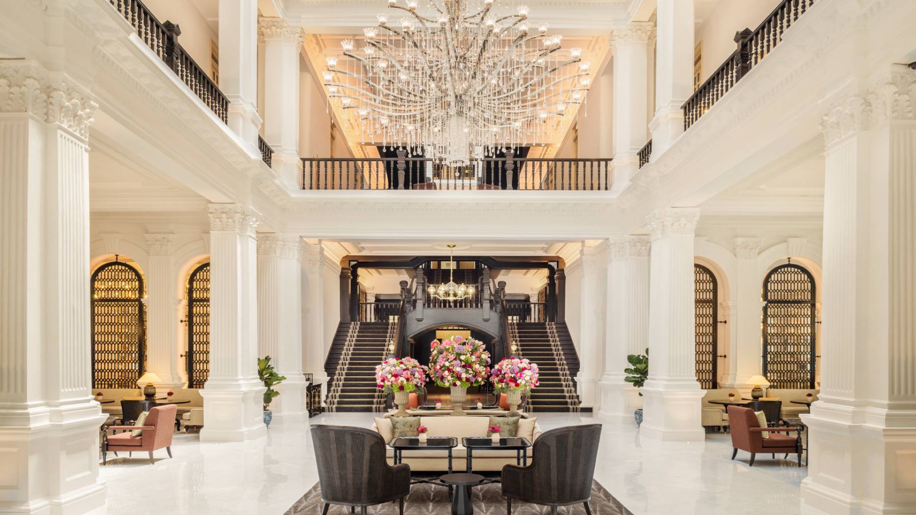 Raffles Singapore - 莱佛士酒店大堂